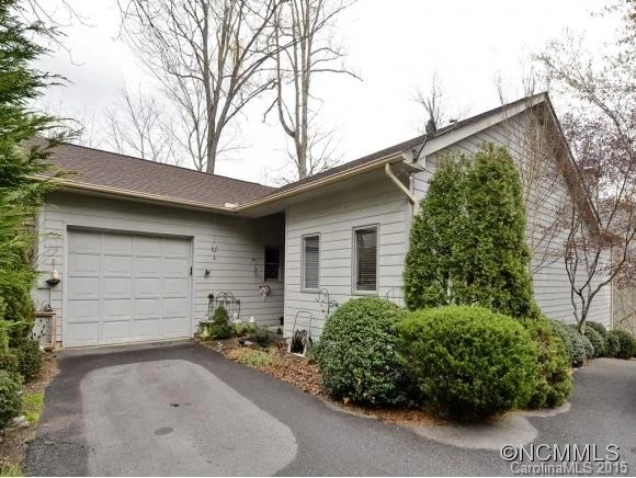17 Cove View Lane