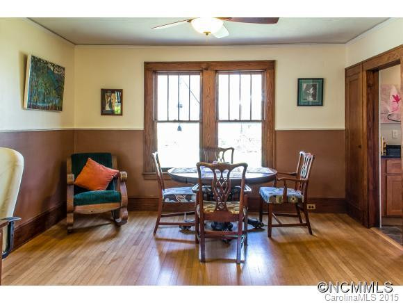 191 Oak Terrace - Photo 7