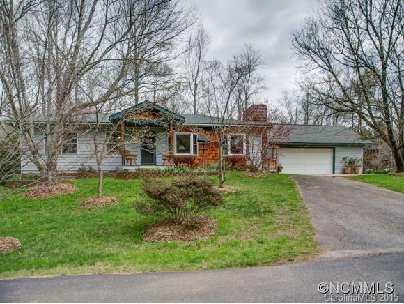 207 PINE TREE COURT