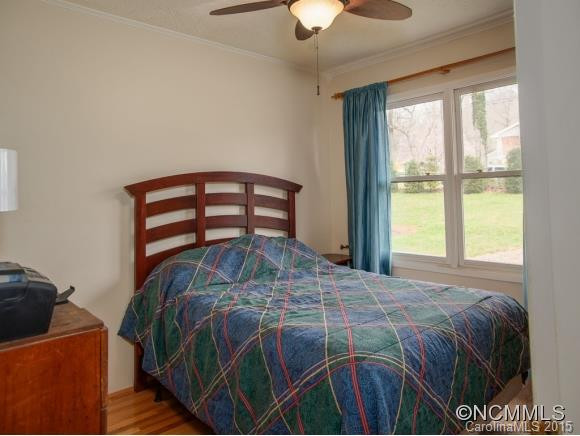207 PINE TREE COURT - Photo 16