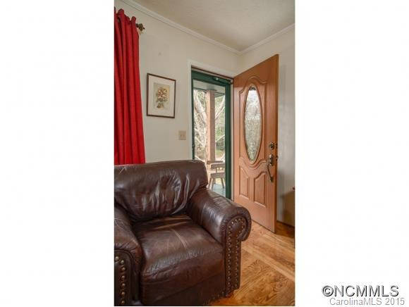 207 PINE TREE COURT - Photo 3