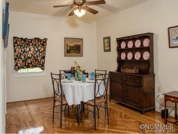 207 PINE TREE COURT - Photo 7