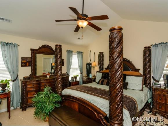15 Stonebury Drive - Photo 14