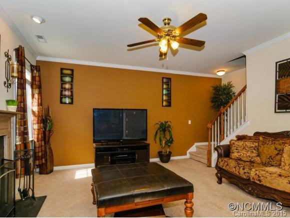 15 Stonebury Drive - Photo 6