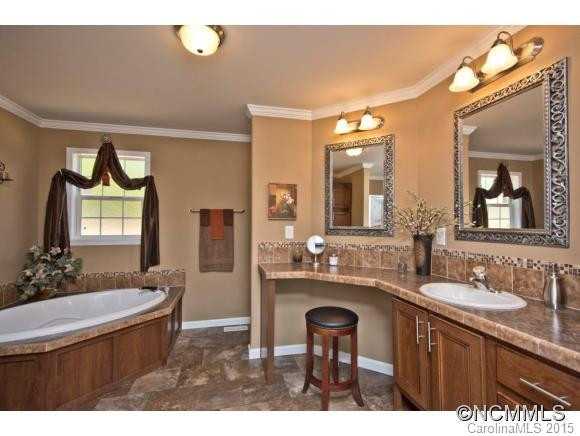 14 Phoenix Circle - Photo 11