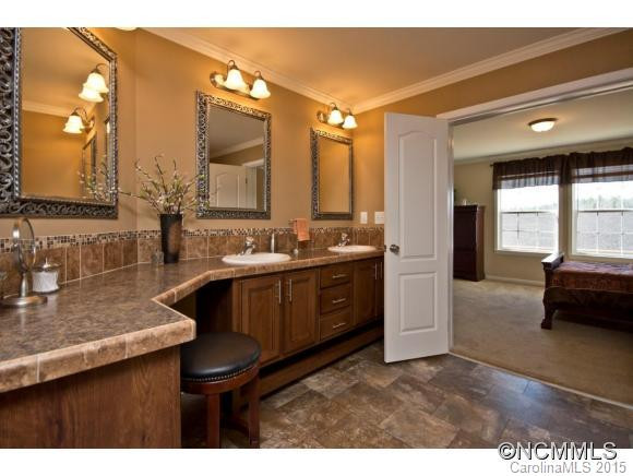 14 Phoenix Circle - Photo 13