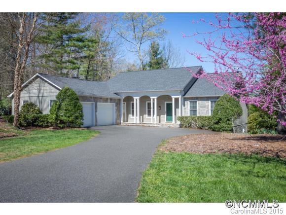 2714 Lakeridge Court