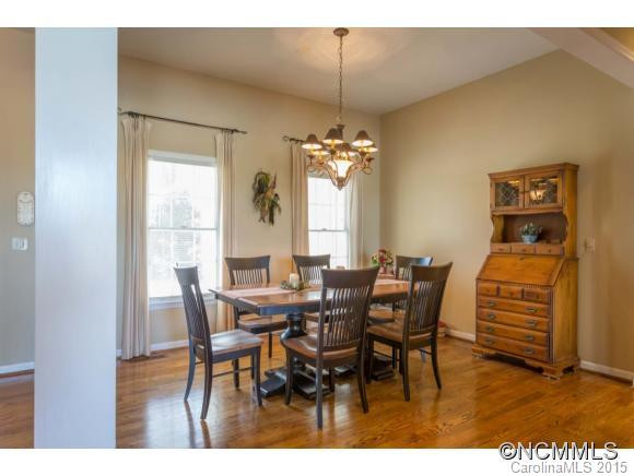 2714 Lakeridge Court - Photo 11