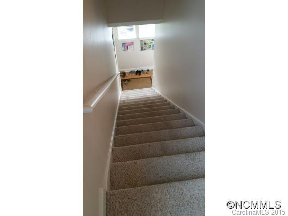 40 Fox Den Drive Unit 204 - Photo 3