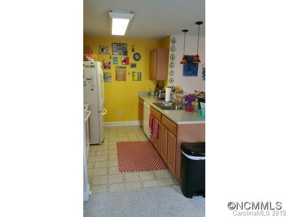40 Fox Den Drive Unit 204 - Photo 9