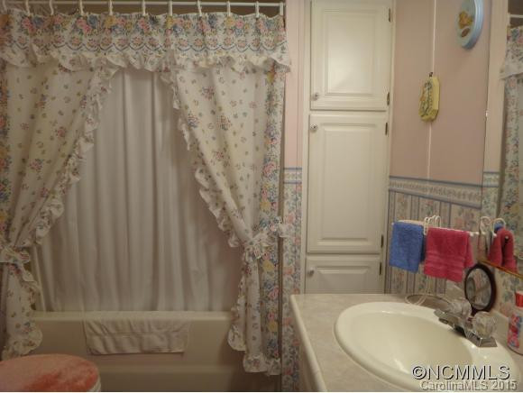 74 Stratford Drive - Photo 12