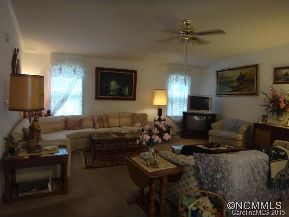 74 Stratford Drive - Photo 4