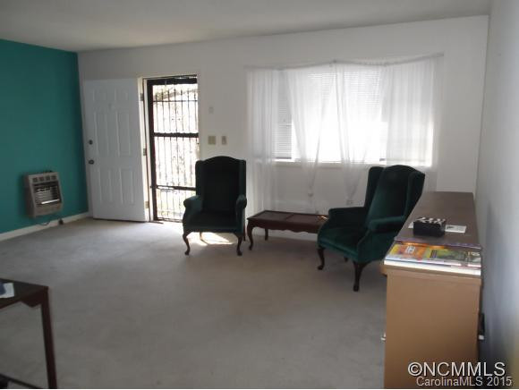 656 Crystal Drive - Photo 2