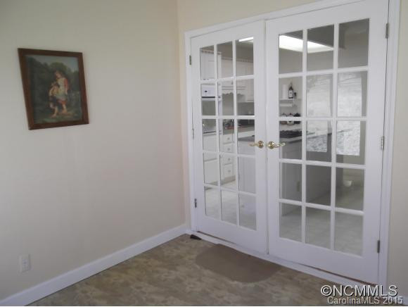 656 Crystal Drive - Photo 5