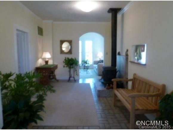 105 Rhododendron Avenue - Photo 2
