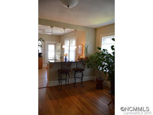 199 Edgewood Road - Photo 4