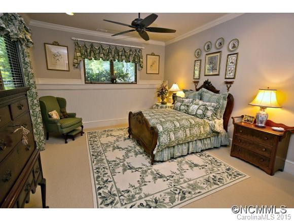 208 Shadybrook Trail - Photo 18