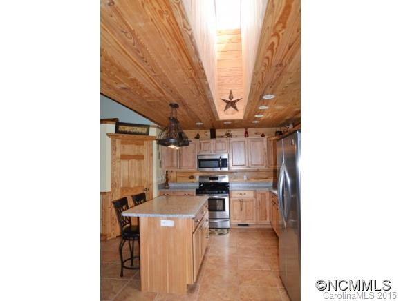 47 Saratoga Drive - Photo 11