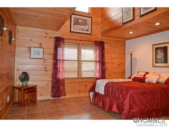 47 Saratoga Drive - Photo 14