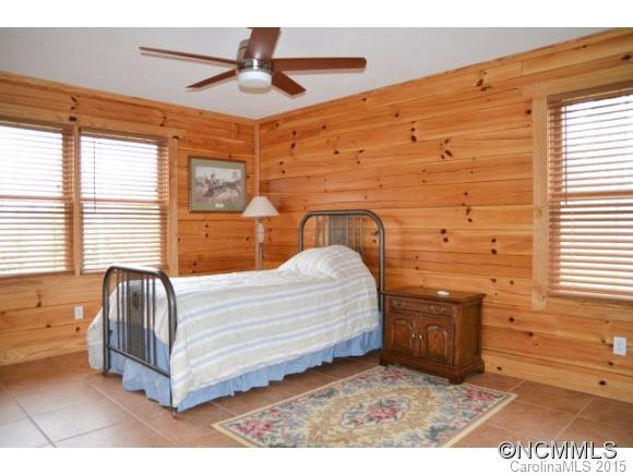47 Saratoga Drive - Photo 19