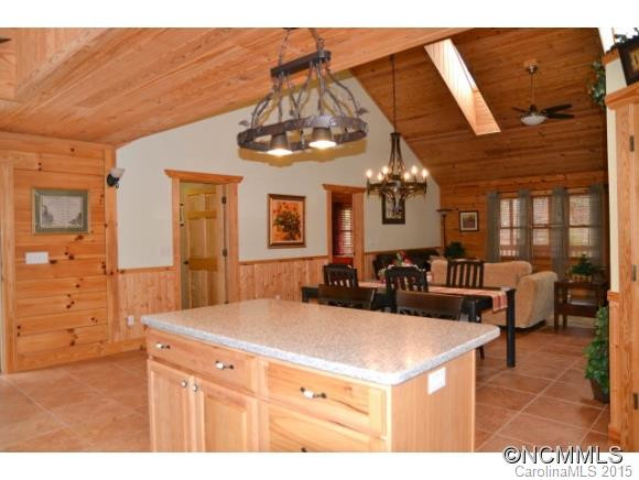 47 Saratoga Drive - Photo 23