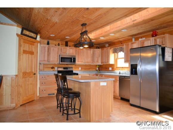 47 Saratoga Drive - Photo 10
