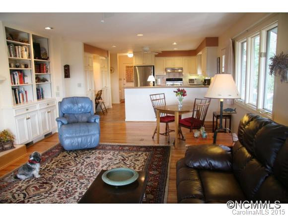 427 Red Fox Drive - Photo 4