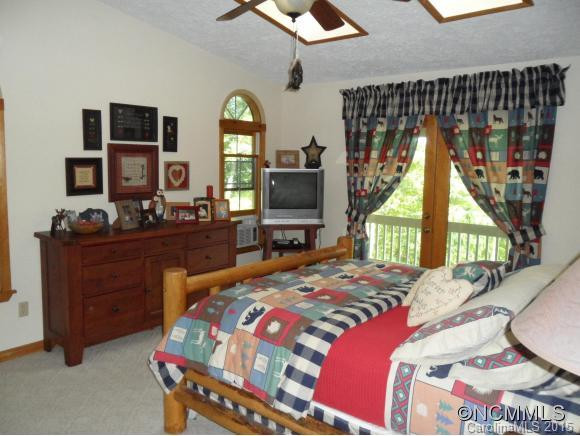 724 Pless Underwood Road - Photo 10