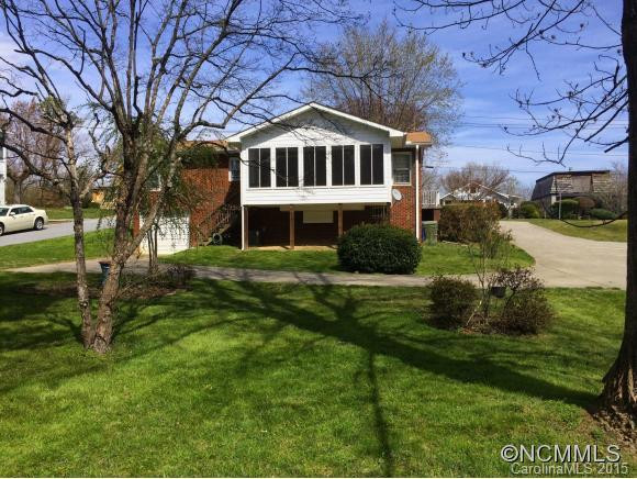 217 N Whitted - Photo 2
