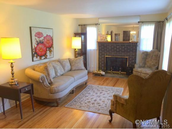 217 N Whitted - Photo 3