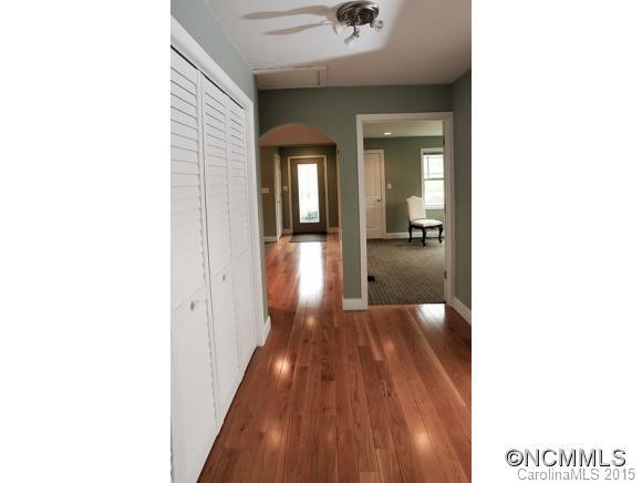 8 North Buncombe School Road - Photo 3