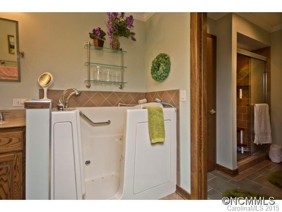 214 Pheasant Run - Photo 13