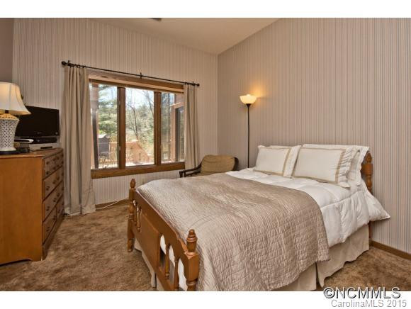 214 Pheasant Run - Photo 18