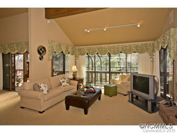 214 Pheasant Run - Photo 6