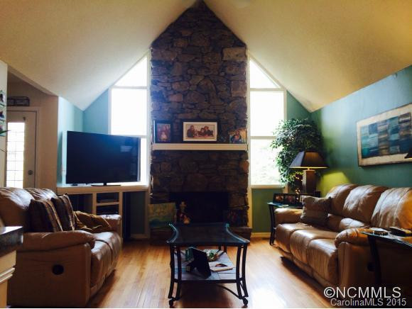 1 S Wildwood Lane - Photo 4