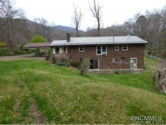 104 Ivanhoe Drive - Photo 2