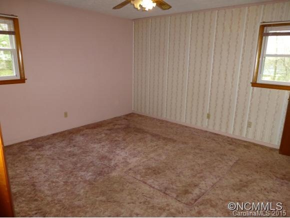 104 Ivanhoe Drive - Photo 14