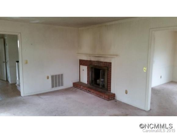 112 Underhill Rd - Photo 4