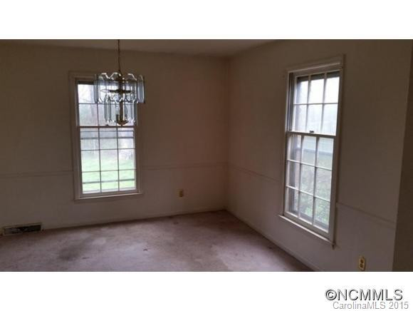 112 Underhill Rd - Photo 6