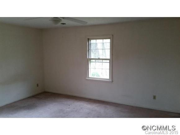112 Underhill Rd - Photo 10