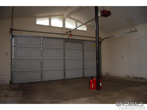 121 Whispering Pines - Photo 6