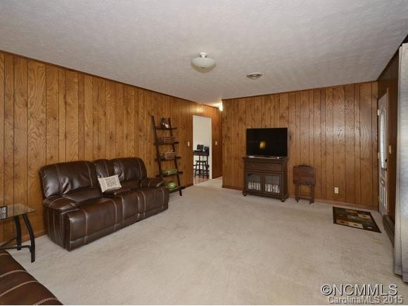 19 LANE STREET - Photo 2