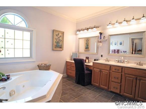 312 Benjamin Way - Photo 9