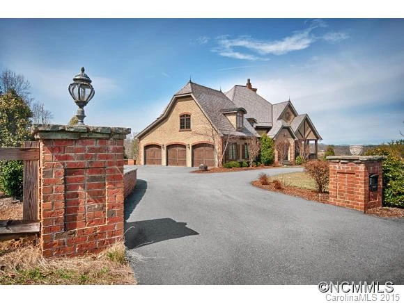 33 Walnut Grove Lane