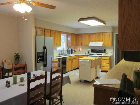 123 Underhill Road - Photo 4