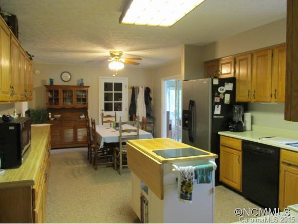 123 Underhill Road - Photo 5