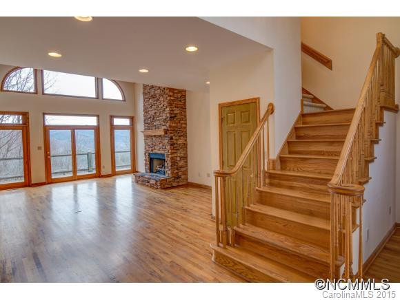 303 Pinnacle Dr - Photo 4