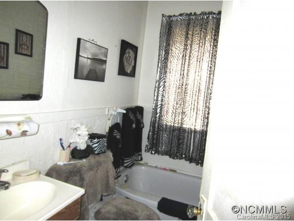 105 Buchanan Ave - Photo 14