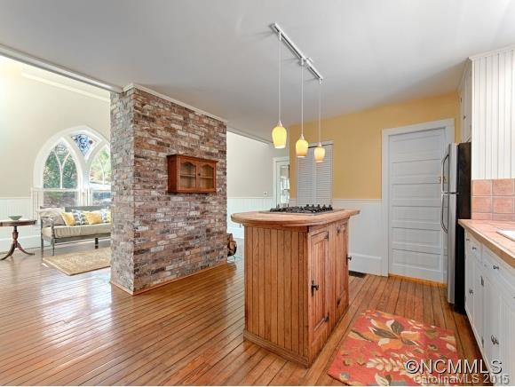 17 KNOLL HILL LANE - Photo 7