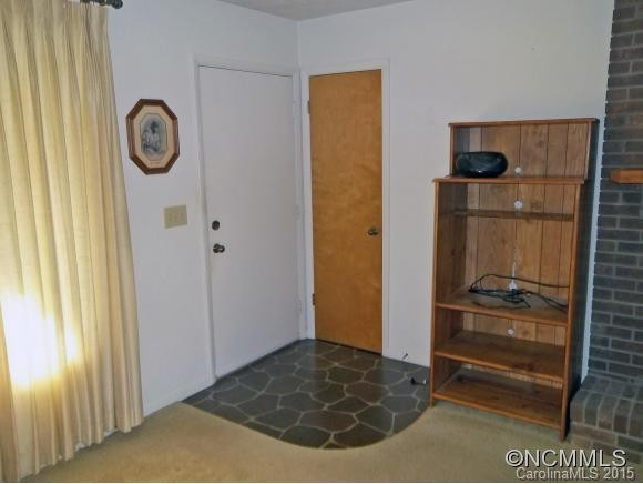 123 Fulton Drive - Photo 3